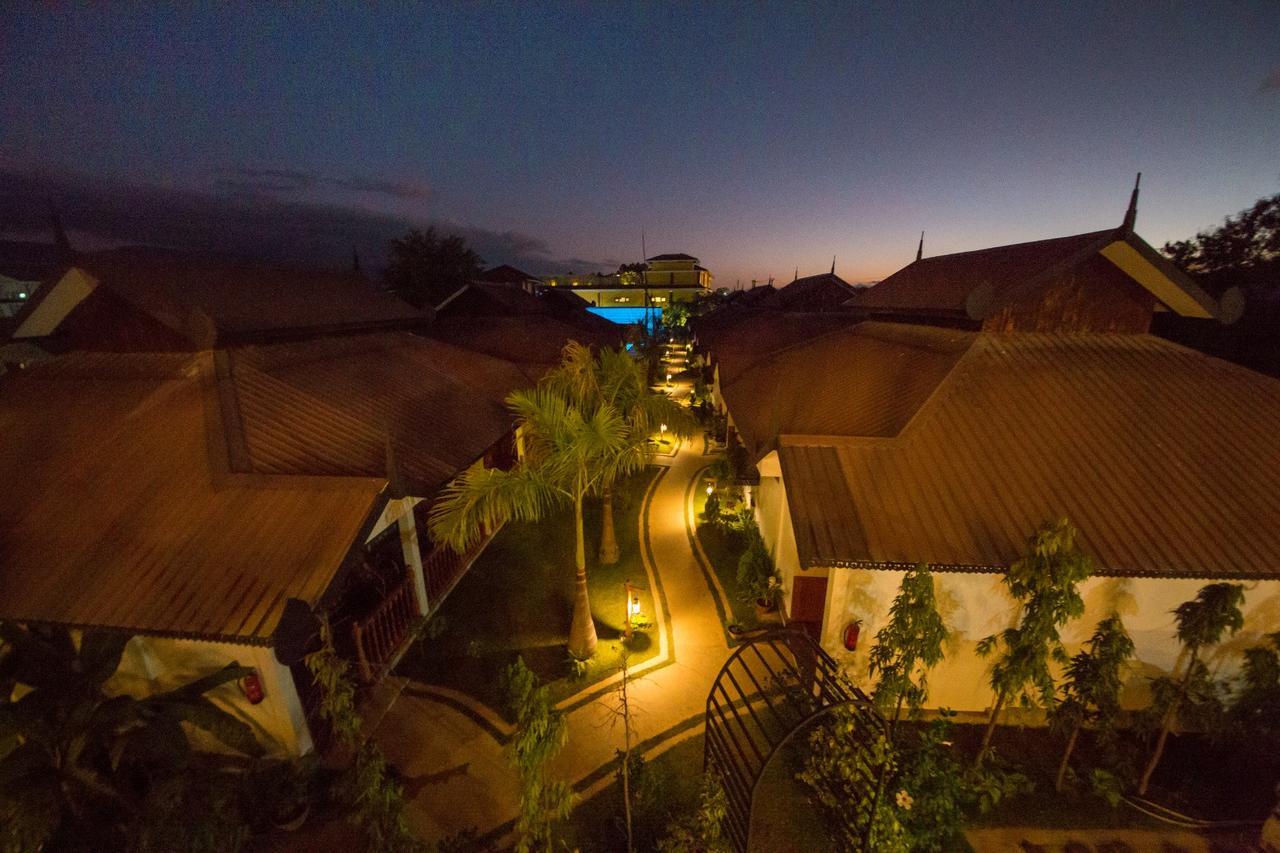 Spring Lodge Inle Nyaungshwe Township Exterior photo