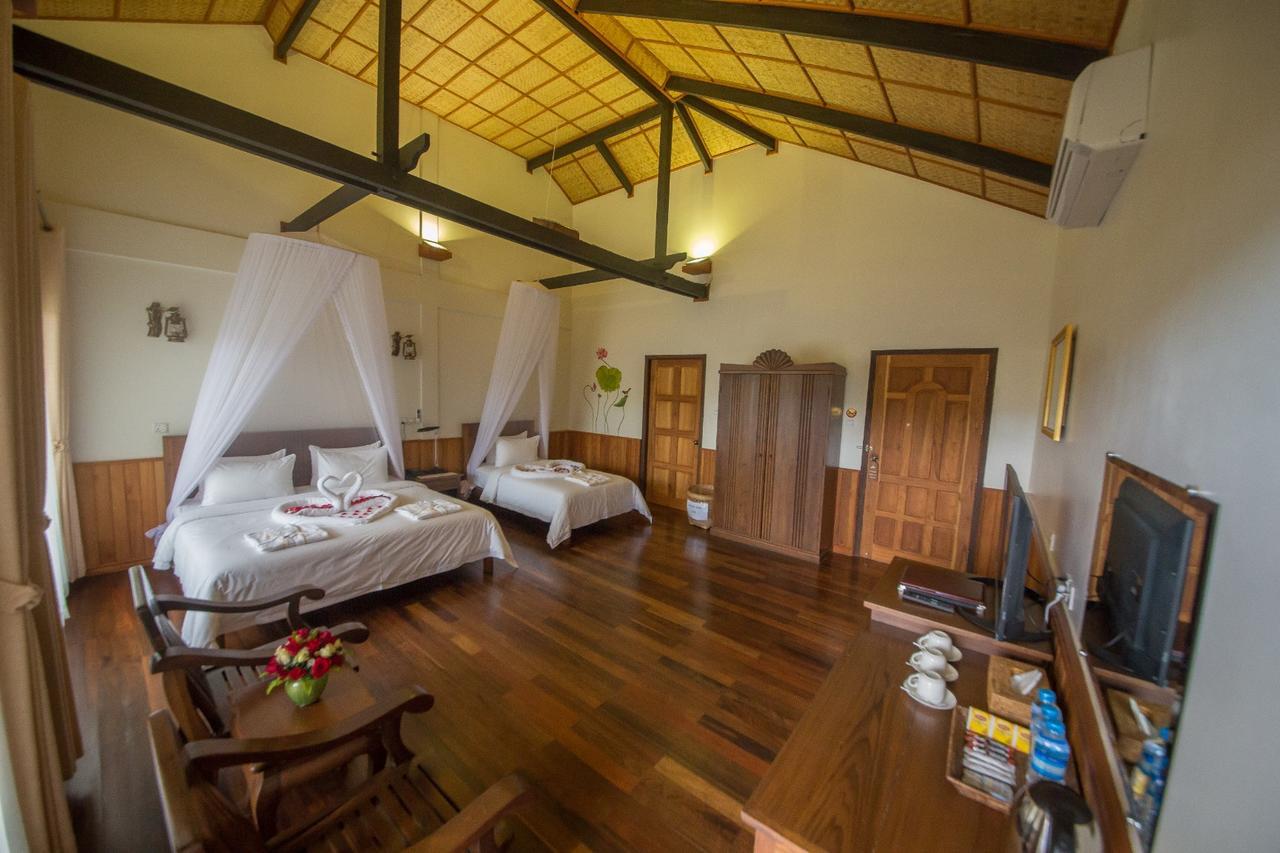 Spring Lodge Inle Nyaungshwe Township Exterior photo