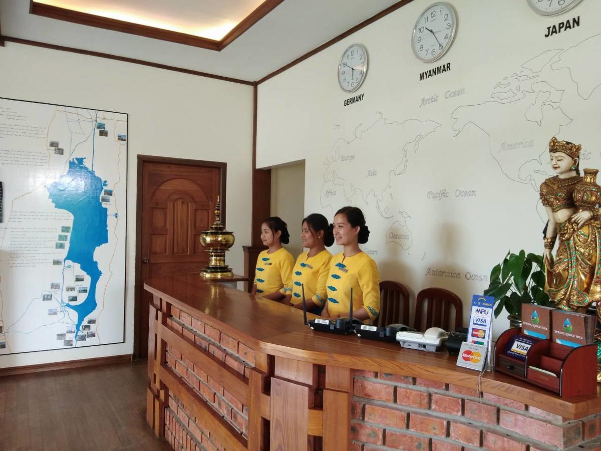 Spring Lodge Inle Nyaungshwe Township Exterior photo