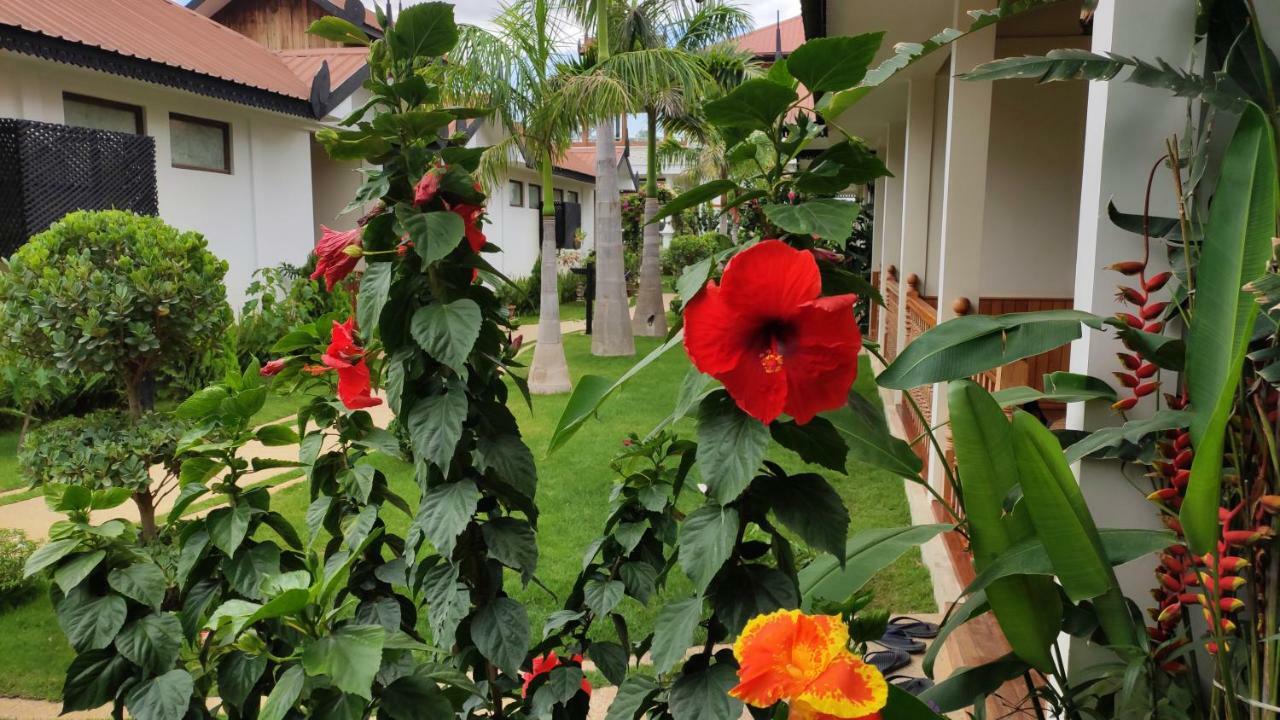 Spring Lodge Inle Nyaungshwe Township Exterior photo