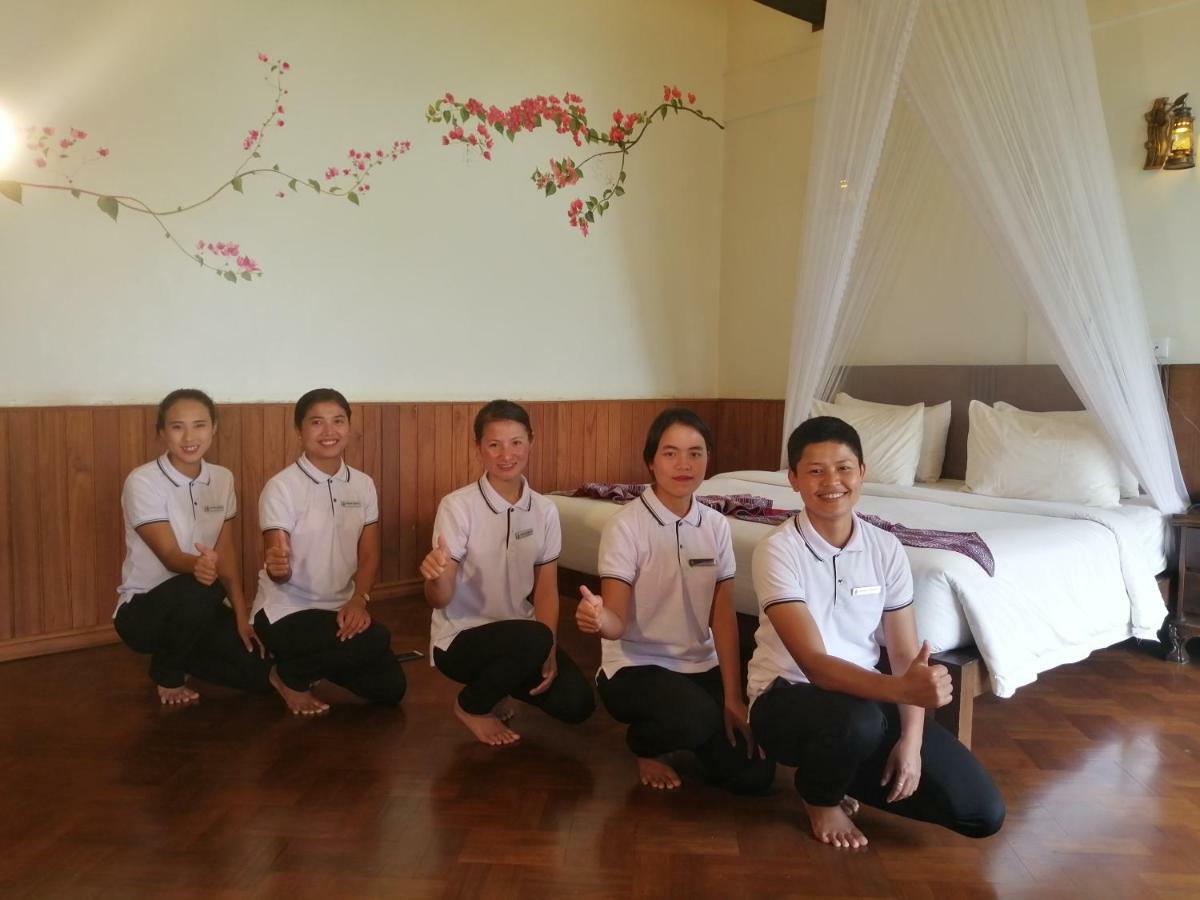 Spring Lodge Inle Nyaungshwe Township Exterior photo