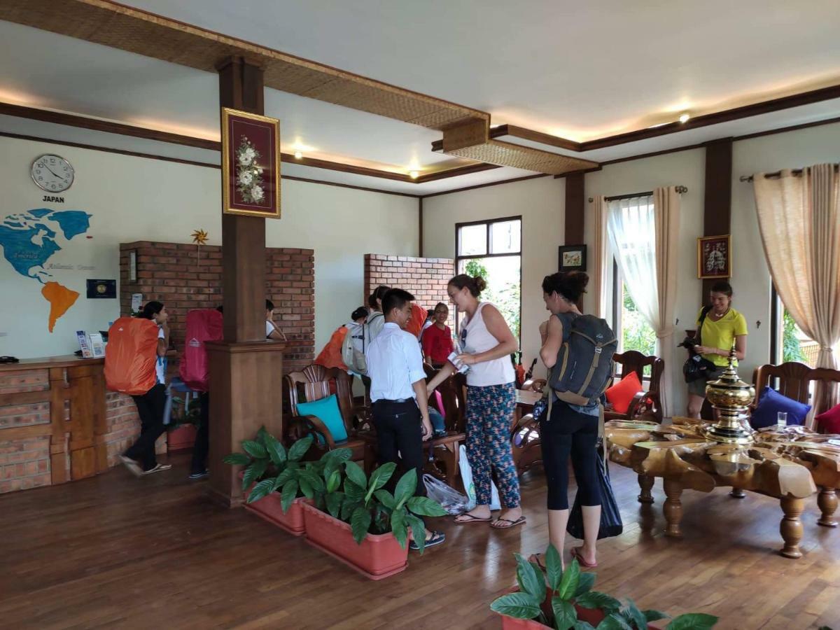 Spring Lodge Inle Nyaungshwe Township Exterior photo