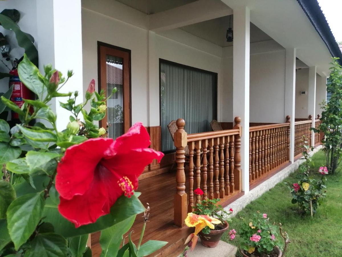 Spring Lodge Inle Nyaungshwe Township Exterior photo